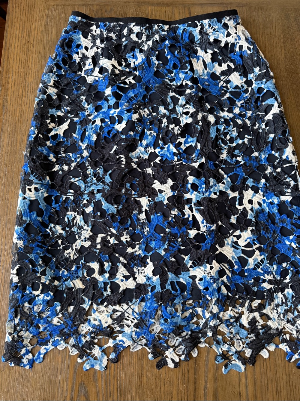 Tahari Blue & Black Floral Lace laser cut Pencil Skirt